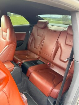 Audi S5 4.2 V8 Quattro - 12