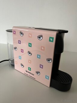 Nespresso Chiara Ferragni kavovar Essenza Mini - 12