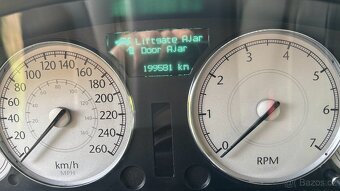 Chrysler 300C 3.5 AWD 4x4 - 12