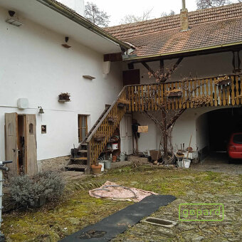 Výjimečná chalupa, uzavřená usedlost Hartunkov - 12