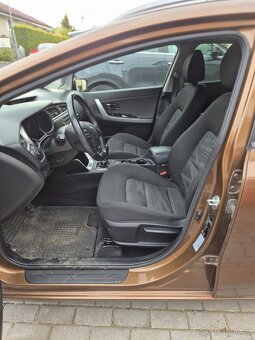 Kia Ceed, benzin-LPG, r.v. 2016, najeto 105tis - bazary NE - 12