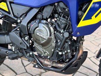 Suzuki V-Strom 800 DE Rally Edition 2023, najeto 11110km - 12