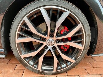 VW Golf GTI 7 2014  - manuál - 12