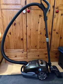 Prodám vysavač SENCOR SVC 9000BK – TOP stav - 12