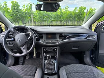 Astra K 1.2 Elegance Hatchback 107kW model 2021 - 12