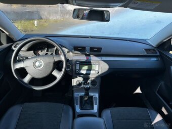 Volkswagen Passat 1.6 Benzín - 12