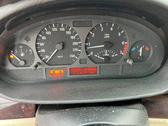 BMW E46 323i 256S4 Farngruen na díly - 12