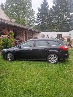 Ford focus - 12