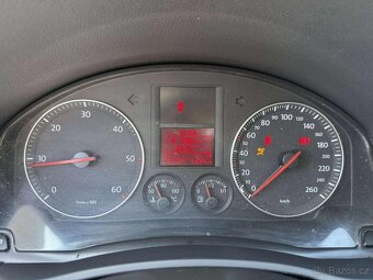 VW Golf V 1.9TDI 77KW - 12