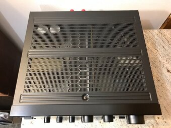 Pioneer A-676 Top stav - 12