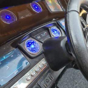 Dětské elektrické autíčko Ford Ranger Wildtrak 4x4 - 12