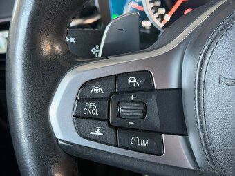 BMW Řada 5, M550i 4,4/340kW 1maj xDrive ČR - 12