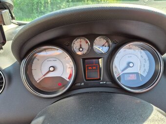 Peugeot 308CC 1.6 16V 115 kW - benzín - kabriolet - 12