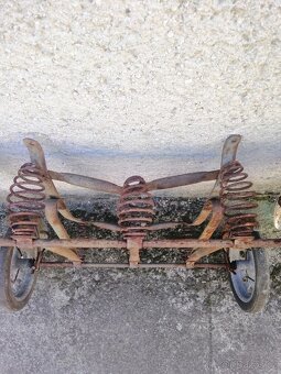 Podvozek na starý kočárek - 12
