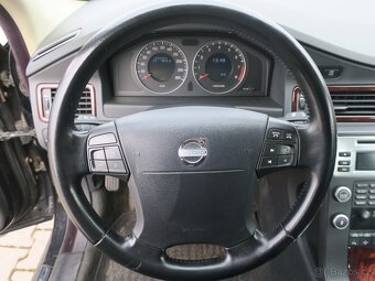 Volvo S80 3.2 i V6 175 kW - 12