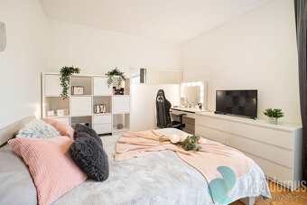 Rodinný dům 4+kk, 120m2, garáž, bazén, zahrada, Roudné, okre - 12
