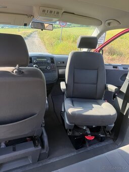VW T5 Multivan 2008 96 kW - 12
