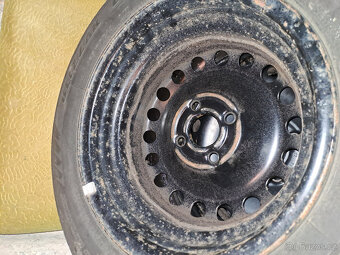 14" zimní pneu na Citigo - 12