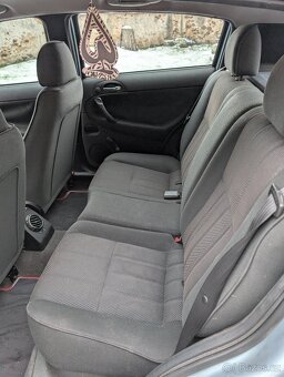 Alfa Romeo 147 1.9 JTD 115cv - 12