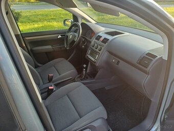 Benzínový Volkswagen Touran 1.4 ( po ROZVODECH) - 12