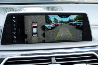 BMW 750i, Masáže, B&W, TV, Webasto, Aktivní stabilizátory - 12