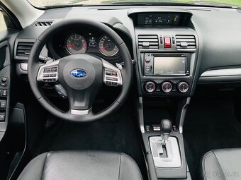 Subaru Forester 2.0i 4x4 AUT 1MAJITEL TAŽNÉ SERVISKA - 12