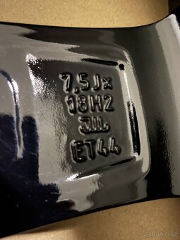 Original zimni alu kola Mercedes C r18 W205 S205 98% - 12