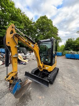 Caterpillar CAT 301.8 - 12