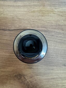 Sony A6400 + 2 objektivy + příslušenství – VÝBORNÝ stav - 12