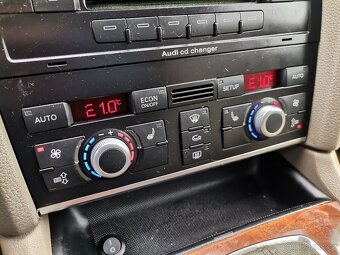 AUDI Q7 Quattro 3.6 V6 FSI 206kW - 12
