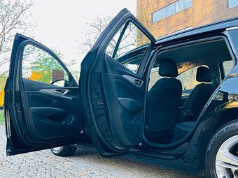 Opel Insignia 2.0 CDTI 125KW MANUÁL LED LUX NAVI SERVISKA - 12