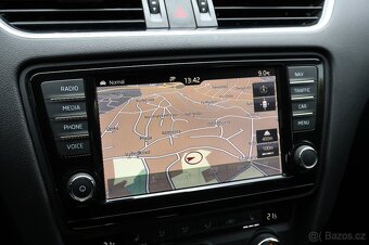 Škoda Octavia III 2.0 TDI RS 135 kW - 12