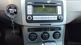 VW Passat 2,0 TDI automat, Variant - 12