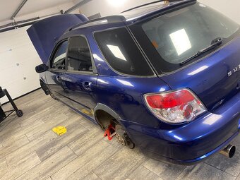 Subaru Impreza WRX - 12
