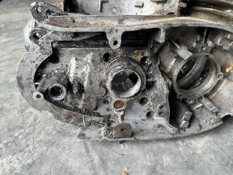 Predám DILY motoru ČZ 250/455 - 12