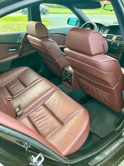 BMW e60 530d Individual - 12