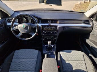 Škoda Superb 2 1,6 TDI, 77 KW xenony - 12