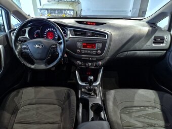 Kia Ceed 1.6 GDI 99KW Kombi Benzín TAŽNÉ REZERVOVÁNO - 12