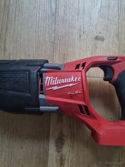 Milwaukee šavlová pila M18 CSX - 12