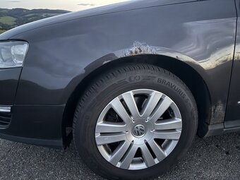 VW Passat B6 2.0 TDI 4MOTION (první majitel) - 12