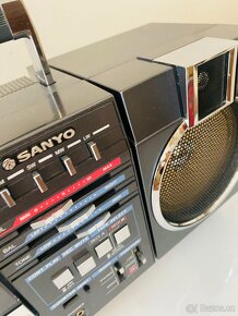 Radiomagnetofon Sanyo M-W22LU, rok 1985 - 12