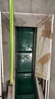 Pásový dopravník s programováním - 12