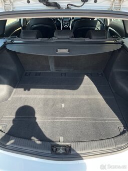 Hyundai I30 combi 1.6 88Kw - 12