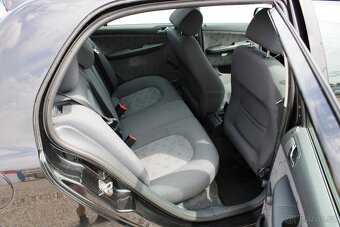 Škoda Fabia 1.4 16V, r.v. 2004, KLIMA EL.OKNA ASR PC - 12