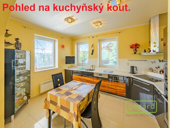 Rodinný dům TOP stav a prostředí. - 12