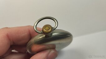 Pánské kapesní hodinky DOXA  s medailema - 12