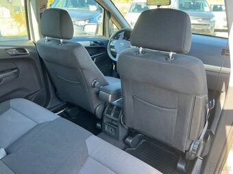 Opel Zafira, 1.6i 16V 85kW 7 MÍST - 12