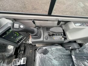 Pásový bagr Zoomlion ZE26GU - 12