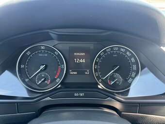 Škoda Superb 2,0 TDI 110 KW MANUÁL BRZDY KM - 12
