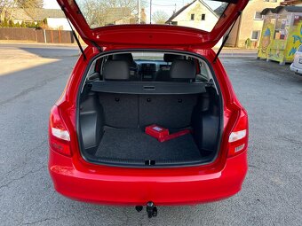 ŠKODA FABIA 1. 4 MPI GARANTUJEME KM SERVISKA - 12